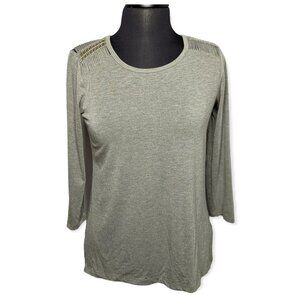 Rose & Olive 3/4 Sleeve Olive Color Top Size Small